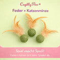 Bild in Galerie-Betrachter laden, FederMinz Spielball – Katzenminze - Spielzeug mit Federn - CagillyPaw e.U.